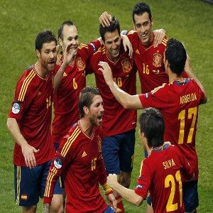 La Spagna ha vinto il campionato europeo battendo in finale l'Italia per 4-0. Azzurri che hanno sbagliato l'approccio alla gara
