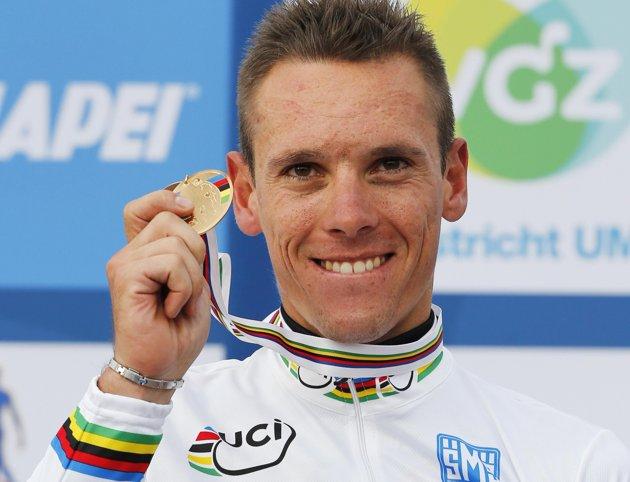 Il belga Philippe Gilbert è il nuovo Campione del Mondo di ciclismo su strada nella prova disputatasi a Valkenburg
