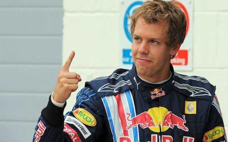 Pole sofferta per Sebastian Vettel nel Gp d'India. Il tedesco della Red Bull partirà accanto al compagno di squadra Mark Webber
