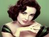 <b>Addio alla diva dagli occhi viola</b>