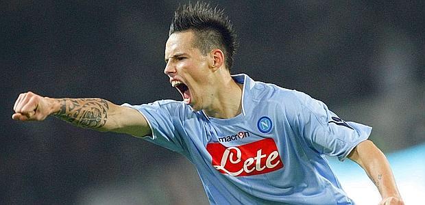 La prima gara ufficiale del Napoli sul campo del Cesena ha mostrato note positive ed altre meno. Bene hamsik ed Inler, rimandata l'intera retroguardia
