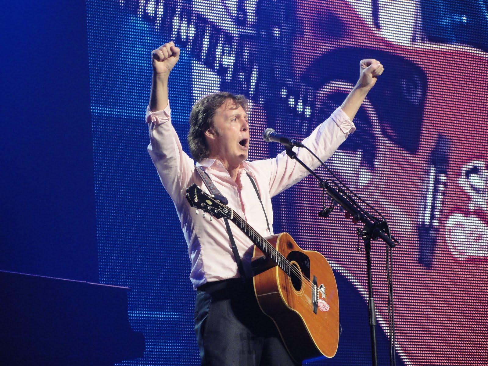 La recensione del primo dei due  live in Italia di Sir Paul McCartney
