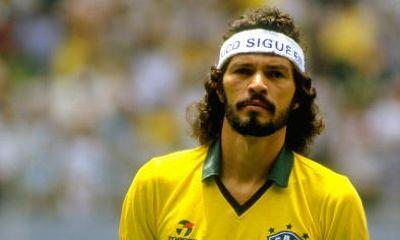 Si è spento in mattinata Socrates, ex calciatore brasiliano. Aveva 57 anni

