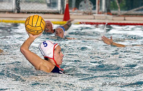 Il setterosa batte ai rigori l'Olanda ed approda in semifinale agli Europei di pallanuoto
