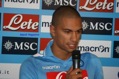 Gokhan Inler, centrocampista svizzero del Napoli, ha parlato ai microfoni di Radio Marte
