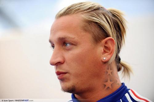 Il Giudice Sportivo ha squalificato per tre giornate Philippe Mexes avvalendosi della prova televisiva
