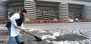 Dopo Parma-Juventus, sono state rinviate per neve, anche Siena-Catania e Bologna-Fiorentina
