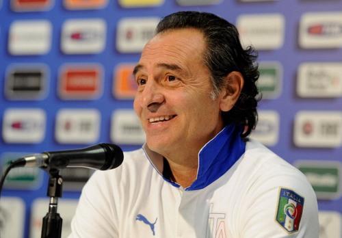 L’Italia di Cesare Prandelli è stata sconfitta per uno a zero dagli Stati Uniti in una partita amichevole giocata allo stadio Luigi Ferraris di Genova
