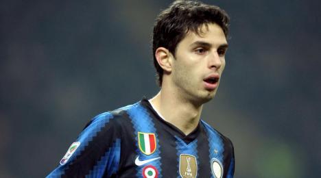 Andrea Ranocchia si è infortunato all’adduttore della coscia destra, lo ha reso noto l’Inter con un comunicato sul proprio sito ufficiale
