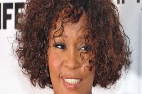 E’ morta a 48 anni la cantante e attrice americana Whitney Houston, meglio nota come <em>“The Voice”</em>
