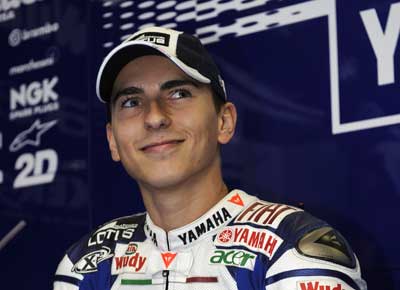 Jorge Lorenzo, alla guida di una Yamaha ha vinto il Gran Premio del Qatar, prima prova della MotoGp 2012, disputata sul circuito di Losail
