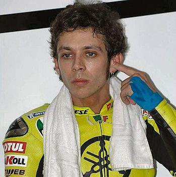 <strong>Valentino Rossi</strong>, solo decimo alla fine del Gp del Qatar ha bocciato la sua moto. Parole che lasciano prospettare anche un clamoroso divorzio
