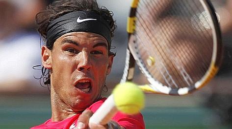 Al Roland Garros di Parigi avanzano Rafael Nadal e Francesca Schiavone. Fuori, a sorpresa, Serena Williams
