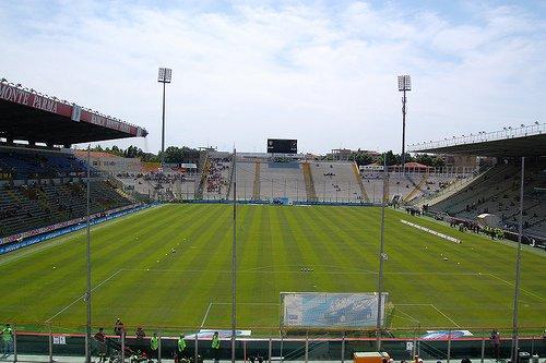 L’amichevole Italia-Lussemburgo, prevista stasera allo stadio “Tardini” di Parma, è stata annullata. Lo ha deciso la Federcalcio
