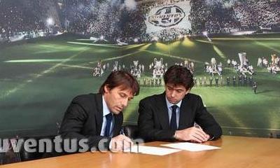 Antonio Conte  ha firmato il rinnovo del contratto con la Juventus fino al 30 giugno 2015
