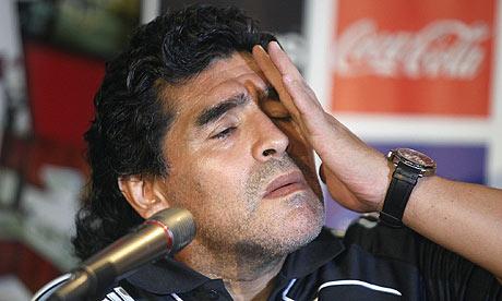 Diego Maradona aveva manifestato l'intenzione di estinguere il suo debito con il fisco italiano. Ma la sua proposta è stata rifiutata dall'Agenzia delle Entrate
