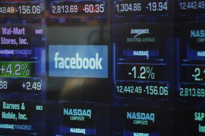 Lo scorso 18 maggio Facebook è entrato in Borsa: i primi risultati sono stati negativi, ma bisogna puntare a valutazioni nel medio-lungo periodo
