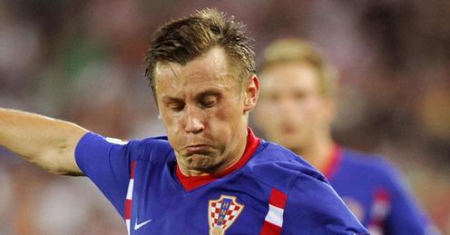 La Croazia non potrà contare su Ivica Olic per gli Europei. L'attaccante dovrà saltare il torneo continentale per un infortunio muscolare
