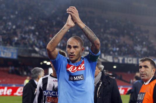 Sarà un Napoli ancora più forte. Paolo Cannavaro festeggia il compleanno ringraziando i tifosi azzurri per gli auguri ai microfoni di <strong>Radio Marte</strong>
