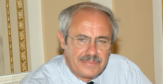 Raffaele Lombardo, Presidente della Regione Sicilia, si dimetterà il 31 luglio
