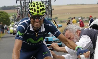 Alejandro Valverde si aggiudica per distacco la 17esima tappa del Tour de France. Bradley Wiggins conserva la maglia gialla
