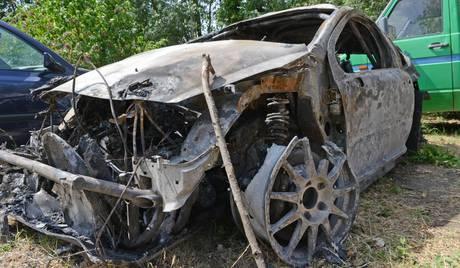 Tragedia al Rally di Lucca. Valerio Catelani e Daniela Bartoneri, che facevano abitualmente coppia, sono morti carbonizzati nella loro auto
