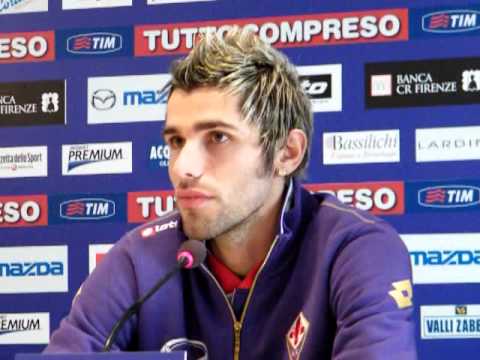 Attraverso un comunicato sul proprio <strong>sito ufficiale</strong>,<strong> </strong>la<strong> </strong>Fiorentina ha autorizzato Valon Behrami e Alessandro Gamberini a svolgere le visite mediche col Napoli
