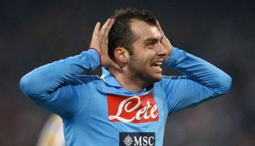 <em>Napoli è la scelta della vita</em>. Goran Pandev<strong> </strong>si scioglie nell'abbraccio azzurro e dichiara il suo atto d'amore verso una città ed una maglia che lo hanno rapito
