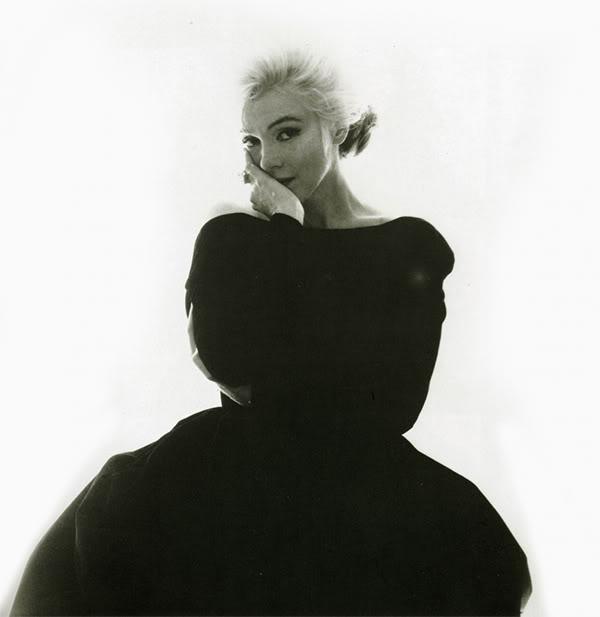 Il 5 agosto 1962, moriva Marilyn Monroe. Ma a cinquant’anni dalla scomparsa il mito della diva non mostra i segni del tempo e continua a vivere nei film che l’hanno resa immortale
