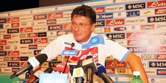 Walter Mazzarri, allenatore del Napoli, ha tenuto una conferenza stampa alla vigilia della sfida di Palermo, valevole per la prima giornata di campionato
