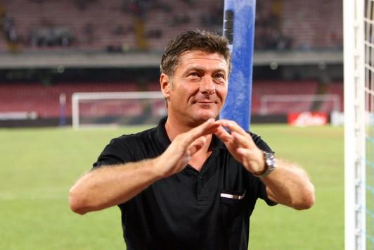 Walter Mazzarri, allenatore del Napoli, ha parlato a Castelvolturno alla vigilia della sfida casalinga di campionato con il Parma
