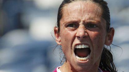 Roberta Vinci ha superato il terzo turno agli Us Open. La tennista tarantina ha battuto in due set, con il punteggio di 6-2 e 7-5, la slovacca Dominika Cibulkova
