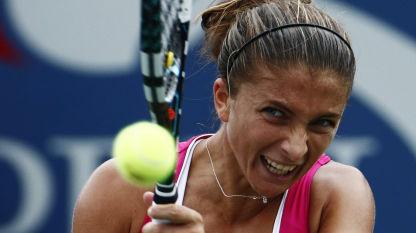 Il derby italiano di tennis agli Us Open se lo aggiudica la Errani, la romagnola che ha sconfitto in due set (6-2 6-4) la sua compagna di doppio Roberta Vinci
