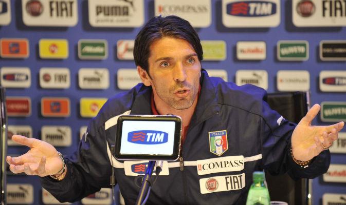 Gianluigi Buffon ha parlato in conferenza stampa a Coverciano
