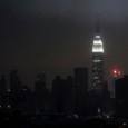 Inondazioni e black out totale a New York. Danni e vittime si registrano in molte alter città della costa est. Ecco alcune foto che circolano sul web