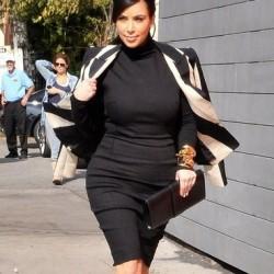 Kim Kardashian, gravidanza oversize per i tabloid americani