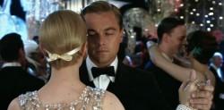Leonardo di Caprio e Carey Mulligan in una scena del film