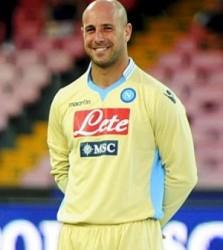 Solo due reti subite per il portiere del Napoli Reina