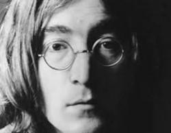 John Winston Ono Lennon è stato un cantautore, polistrumentista, poeta, attivista e attore britannico.