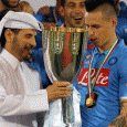 Gli azzurri di Benitez a Doha battono ai calci di rigore i campioni d'Italia e si aggiudicano la supercoppa italiana. Rafael para il rigore decisivo a Padoin e regala la coppa ai suoi compagni